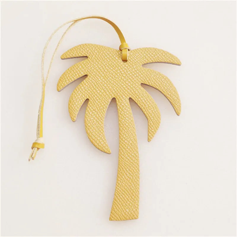 Alirattan New Trendy Genuine Leather Eagle Keychain Date Palm Camel Star Luxury Pendant Charm Accessories Character Coconut Tree