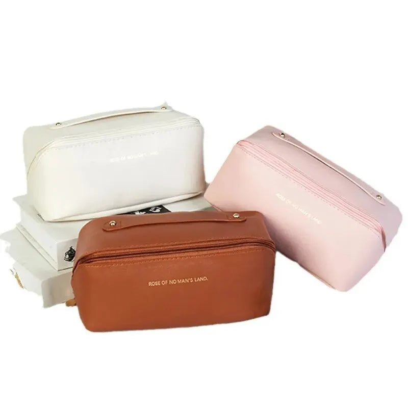 Large Capacity Pillow Storage Bag, PU Leather Waterproof, Portable Makeup Bag, Travel and Business Travel, Portable Toiletries B