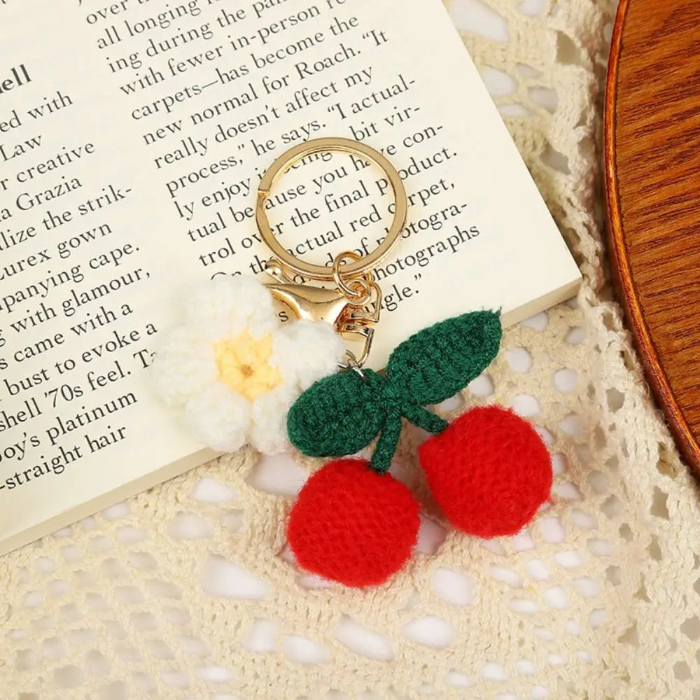 New Knitted Fruit Keychain Simulation Strawberry Cherry Pear Peach Key Ring Women Girl Car Bag Key Pendant Jewelry Key Holder