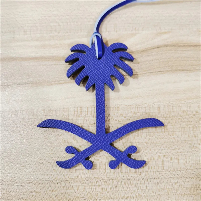 Alirattan New Trendy Genuine Leather Eagle Keychain Date Palm Camel Star Luxury Pendant Charm Accessories Character Coconut Tree