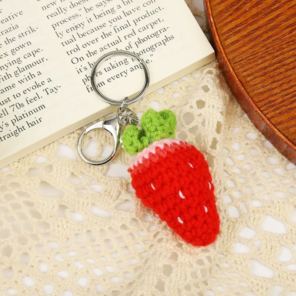 New Knitted Fruit Keychain Simulation Strawberry Cherry Pear Peach Key Ring Women Girl Car Bag Key Pendant Jewelry Key Holder