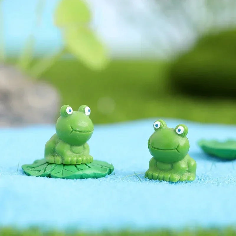 200/100Pc Mini Resin Frogs Green Tiny Frogs Figurines Miniature Home Décor Fairy Garden Decor Dollhouse Birthday Party Gift