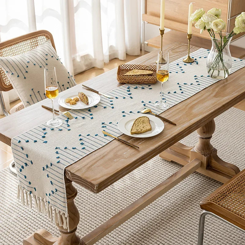 Boho Table Runner Natural Cotton Woven Runner with Tassels for Home Dining Table Décor, for Modern Farmhouse Decor